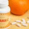 Vitamin C kann den Körper unter anderem bei Stress unterstützen.