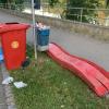 Nach dem Nabada und der Schwörmontag-Party liegt reichlich Müll entlang der Donau in Ulm und Neu-Ulm. Mitarbeiter der EBU machen seit 3 Uhr wieder sauber. 