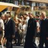 Den Gottesdienst zum Annafest 1999 zelebrierte Abt Vitalis Altthaler aus Ottobeuren. Das Foto zeigt ihn beim Rundgang mit Bürgermeister Gerd Hoffmann (links) und Pfarrer Johann May. Alle drei sind inzwischen verstorben. 