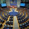 Ein Stück Zeitgeschichte: Der Plenarsaal des alten Bundestages in Bonn. 