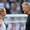 Kapitänin und Chefcoach gefordert: Alexandra Popp und Horst Hrubsch