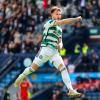 Der deutsche Fußballer Nicolas Kühn von Celtic Glasgow zeigte gegen Manchester City eine starke Leistung.