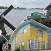 Früher haben die Niederländer ihre Polder leergepumpt und die Umwelt nach ihren Vorstellungen verändert. Heute bauen sie schwimmende Häuser und verändern sich, um in ihrer neuen Umwelt leben zu können.