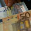 Scheine im Nennwert von 50 und 20 Euro werden am häufigsten gefälscht. (Symbolbild)