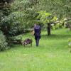 Nach einem mutmaßlichen Messer-Angriff in Mindelheim hatte ein Polizeihund den Schwesterngarten abgesucht.