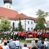 Der Musikverein Westernach, die Jugendkapelle Rammingen und der Musikverein Rammingen gestalteten die Blasmusikserenade vor der Frauenkapelle in Rammingen