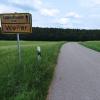 Wegen Straßenschäden an der Ortsverbindungstaße von Weiler nach Loppenhausen hat sich der Gemeinderat Waltenhausen entschlossen, die Straße bis zur Gemarkungsgrenze (rund einen Kilometer) zu erneuern.