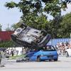 Spektakuläre Stunts lieferte die Monster-Truck-Show auf dem Autohof-Parkplatz bei Türkheim.