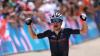 Thomas Pidcock feiert seinen zweiten Olympiasieg Thomas Pidcock feiert seinen zweiten Olympiasieg