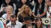 Sieht den US-Turnerinnen zu: Tennis-Ikone Serena Williams. Sieht den US-Turnerinnen zu: Tennis-Ikone Serena Williams.