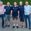 Der Kameradschaftsabend der Freiwilligen Feuerwehr Gebenhofen ist ein fester Termin im Kalender des Landrats.: (von links) Affings Bürgermeister Markus Winklhofer, Kommandant Stefan Haas, Andreas Settele, Vorsitzender Wolfgang Neukäufer und Landrat Klaus Metzger.