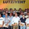 Beim Sommerfest „Lutzivent“ hat das Bauunternehmen Xaver Lutzenberger langjährige Mitarbeiterinnen und Mitarbeiter geehrt. 