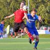 Der FC Bad Wörishofen um Dominik Ohmann (rechts) ist mit einem Sieg gegen den SVO Germaringen (links: Timo Wörz) in die Bezirksligasaison gestartet.