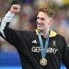 Lukas Märtens hat als erster deutscher Mann seit 1988 Olympia-Gold im Beckenschwimmen gewonnen.