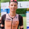 Luis Rühl vom TSV Harburg sicherte sich den Sieg beim Triathlon in Oettingen.