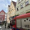 Wegen einer Rauchentwicklung in einem Geschäft in der Augsburger Altstadt rückte die Berufsfeuerwehr aus.