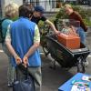 „Museum on the road“: Das jüdische Museum ist mit dem Museumslastenrad und einer kleinen Ausstellung in der Vitrine unterwegs – im Rahmen des Friedensfestes.