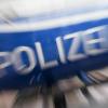 Nach einem Unfall wird ein Mann aus Herrsching gegenüber den Polizeibeamten handgreiflich und muss zwischenzeitlich gefesselt werden. 