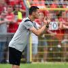 Trainer Thomas Wörle tritt mit dem SSV Ulm 1846 Fußball im Pokal gegen den FC Bayern München an.