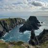 Dieser vorgelagerte Fels an Malin Head, dem nördlichsten Punkt Irlands, heißt Scheildren Rock, zu Deutsch Schild-Felsen.