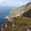 Bei einer Wanderung an den Klippen von Slieve League sieht man die ganze Schönheit der Natur in Donegal.