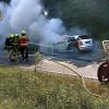 Ein Fahrzeug brannte am Montagvormittag in Nattenhausen.