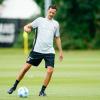 Bei Eintracht Frankfurt steht Trainer Dino Toppmöller nach einer fußballerisch sehr durchwachsenen Saison vom ersten Spiel an unter verschärfter Beobachtung. 