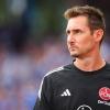 Nürnberg-Trainer Klose will der Favoritenrolle in Saarbrücken gerecht werden.