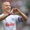 Sieht im 1. FC Heidenheim ein Vorbild: Kapitän Lewis Holtby von Bundesliga-Aufsteiger Holstein Kiel. (Archivbild)