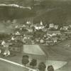 Oberbaar um 1957: Alte Aufnahmen wie diese werden beim Dorffest auf einer Leinwand im Kirchenstadl via Diashow präsentiert. Sie stammen aus einer Zeit weit vor Eingemeindung, Freiheitskampf und Selbstständigkeit.