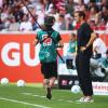 Bundesliga-Premiere geglückt: Freiburgs neuer Chefcoach Julian Schuster.