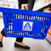 Kunden kennen den Hersteller von ihrem Einkauf bei Aldi: Ein Lieferant des Discounters ist insolvent.