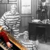 Mit Musik setzt Stephan Graf von Bothmer die Stummfilmstars Stan Laurel und Oliver Hardy neu in Szene.