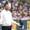 Nicht zufrieden mit seinem BVB: Dortmunds neuer Trainer Nuri Sahin.