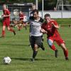 Der TSV Geltendorf (weiße Trikots) fährt gegen Puchheim den dritten Sieg im dritten Spiel ein. 