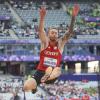 Der sehbehinderte Augsburger Leichtathlet Andreas Walser wurde nachträglich für die Paralympics nominiert und nahm im Stade de France in Paris am Weitsprung-Wettbewerb teil. 