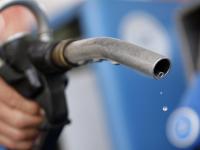 Ein unbekannter Dieb hat sich an einer Tankstelle in Harburg bedient. Neben Kraftstoff klaute er auch Bier.