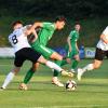 Bei Felix Hafner (Mitte) stimmt die Form. Der Mittelfeldspieler des FC Gundelfingen war zuletzt im Derby beim TSV Wertingen kaum zu halten und erzielte auch das Führungstor. Ganz zufrieden war der 27-Jährige trotzdem nicht. 