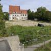 Im Süden des Bestandsgebäudes der Schlossbergschule in Landsberg wäre noch Platz für eine Sporthalle. 