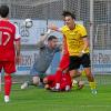 Abwehrchef Adnan Muminovic (rechts) brachte den TSV Gersthofen gegen den SV Wörnitzstein-Berg in Führung.