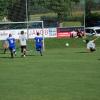 Der prägende Spieler der Partie mit einer artistischen Einlage.
Dieser Ball ging zwar neben das Tor, am Ende aber erzielte
Fabian Zenuni (weißes Trikot / Nr. 7) drei Treffer für den TSV
Pfaffenhausen. 