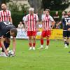 Leon Fischer vom BC Aichach legte sich den Ball zum Elfmeter zurecht. Er traf zum zwischenzeitlichen 2:1 gegen den FC Affing.