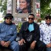 Tito, Jackie und Marlon Jackson haben anlässlich ihres Deutschlandkonzerts in München erstmals das Denkmal für ihren Bruder Michael besucht, der 2009 starb.