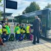 Schulwegtraining und auch das richtige Verhalten an der Bushaltestelle und im Schulbus sind wichtig.