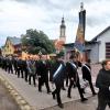 Mit einem feierlichen Kirchenzug begann das 150-jährige Jubiläum des Krieger- und Soldatenvereins Merching.