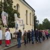 Die Pilger zogen feierlich in die sanierte Wallfahrtskirche St. Afra im Felde ein. 