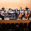 Beim Konzert des schwäbischen Jugendsinfonieorchesters im Günzburger Forum wurde die Komposition „Dust“ (Staub) von Patrick Schäfer aus Augsburg
(Mitte) uraufgeführt.