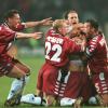 Im September 2000 jubelte der HSV noch in der Champions League: Hier zelebrieren Marcel Ketelaerm Roy Päger, Sergej Barabarez und Nico Hoogma das Tor von Niko Kovac zum 4:3 gegen Juventus Turin.