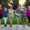 Die Line-Dance-Kursleiterinnen Kathrin Negele (links) und Rita Straub (rechts) freuen sich mit den Tänzerinnen auf den neuen Kurs vorrangig für ältere und gesundheitlich beeinträchtigte Menschen. Auf dem Foto von links: Kathrin Negele, Jutta Geyer, Liane Hammerbacher, Vanessa Butschle, Marlies Satzger und Rita Straub.