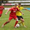 In der vergangenen Saison setzte es für den TSV Rain (mit Jannik Schuster, vorne in Rot) zwei Niederlagen gegen den SV Kirchanschöring. Die Lechstädter haben also allen Grund, sich zu revanchieren.                                                                                             